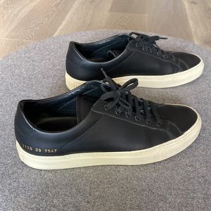 Common Projects Achilles Retro Low Black Leather Sneakers